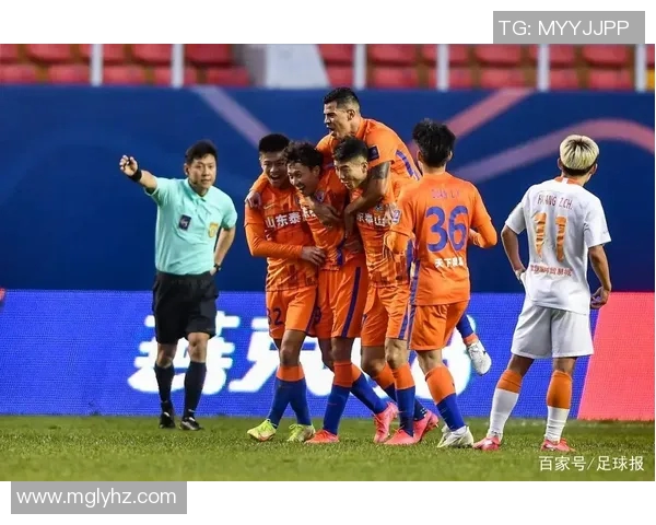 黎族足球明星的崛起与成就探讨及其对足球发展的影响